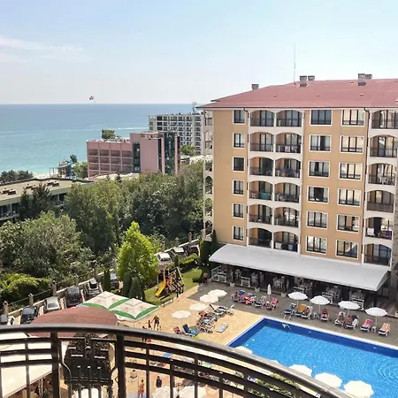 Διαμέρισμα Spacious Seaview Apartments, 100m To The *