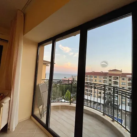 Spacious Seaview Apartments, 100m To The Διαμέρισμα Golden Sands